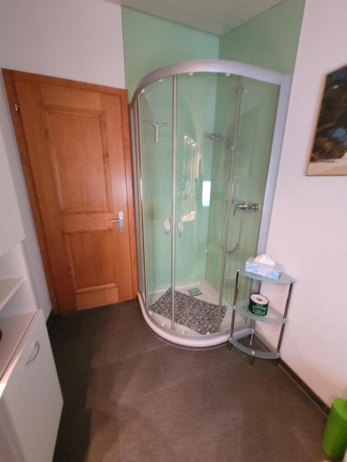 Ferienwohnung Bally Брунен Екстериор снимка